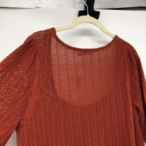 Reitmans NWT Burnt Orange crochet sheer square neck 2/3 sleeve top - Picture 5 of 14